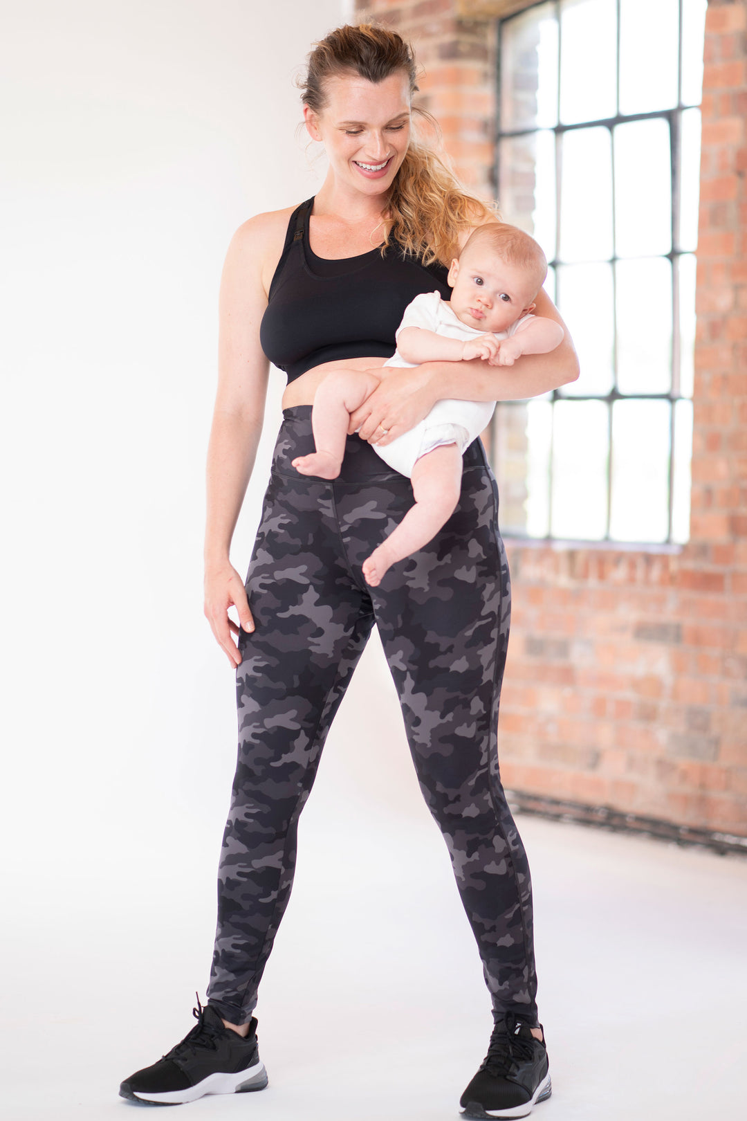 Xenia Camo Print Bump to Postpartum Active Leggings